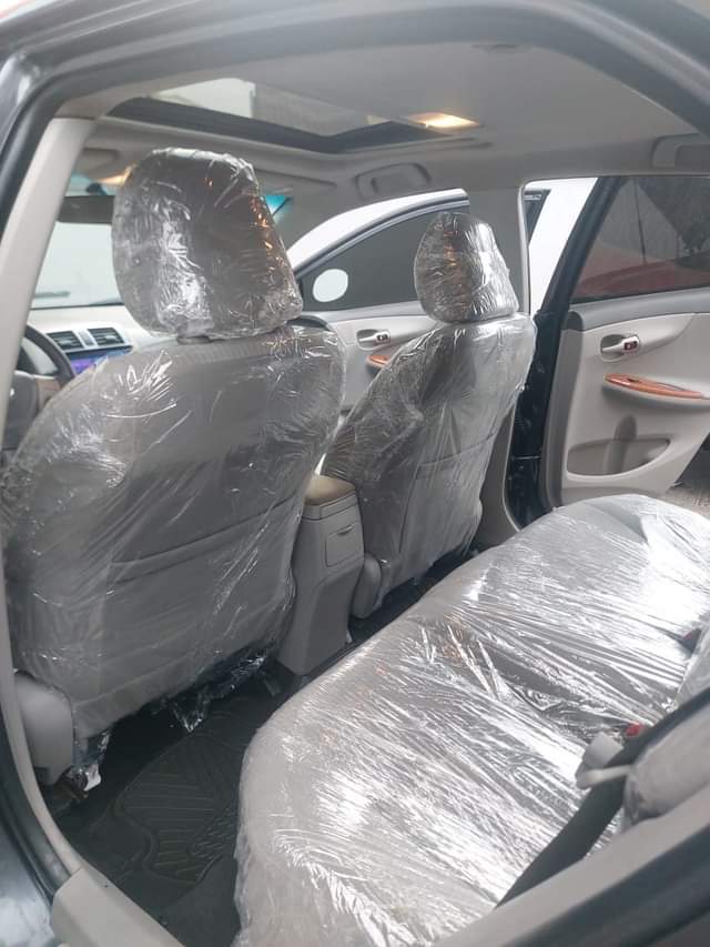 A picture of Corolla 010 XLE full options American spec tokunbo standard 11
