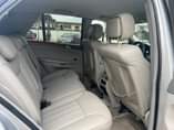A picture of Mercedes Benz ML350 2007