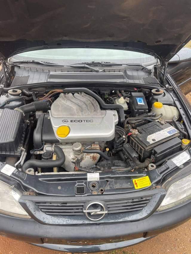 A picture of Distress Distress Belgium standard Just like new everything working excellent