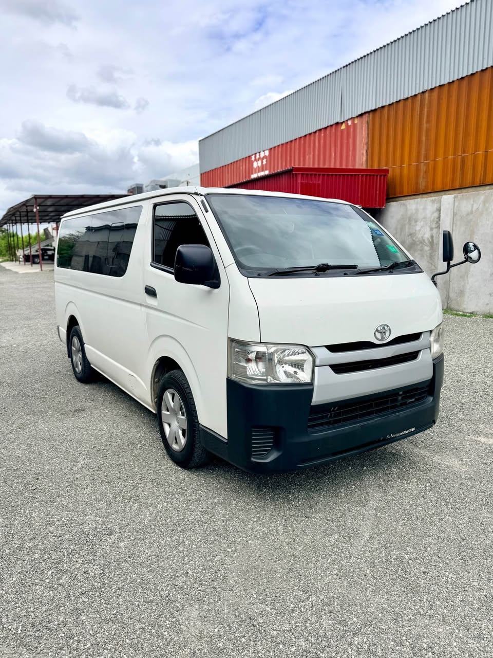 used toyota hiace