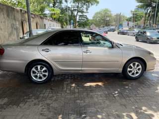 A picture of REGISTERD TOYOTA CAMRY XLE 2006 BUY DRIVE FORMICA FIRSTBODY IKOYI