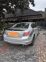 A picture of Honda accord 2009 4 plugs