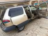 A picture of Toyota sienna