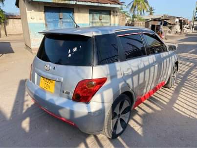A picture of Toyota Ist