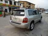 A picture of 2004 Toyota Highlander