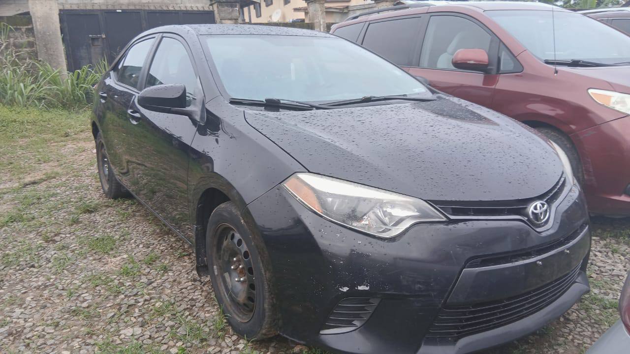 A picture of Foreign Used Toyota Corolla 2015