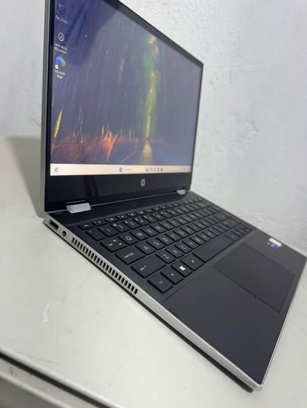 A picture of Hp Pavilion x360 Convertable i7 11th