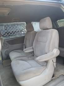 A picture of 06 sienna up for sale engine and greabox is okay