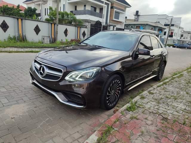 A picture of Mercedes Benz E250 2011 model