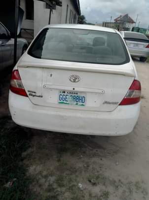 A picture of 2003 TOYOTA PRIUS