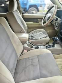 A picture of URGENT SALE Clean Reg 01 Nissan Pathfinder with auxiliary gear