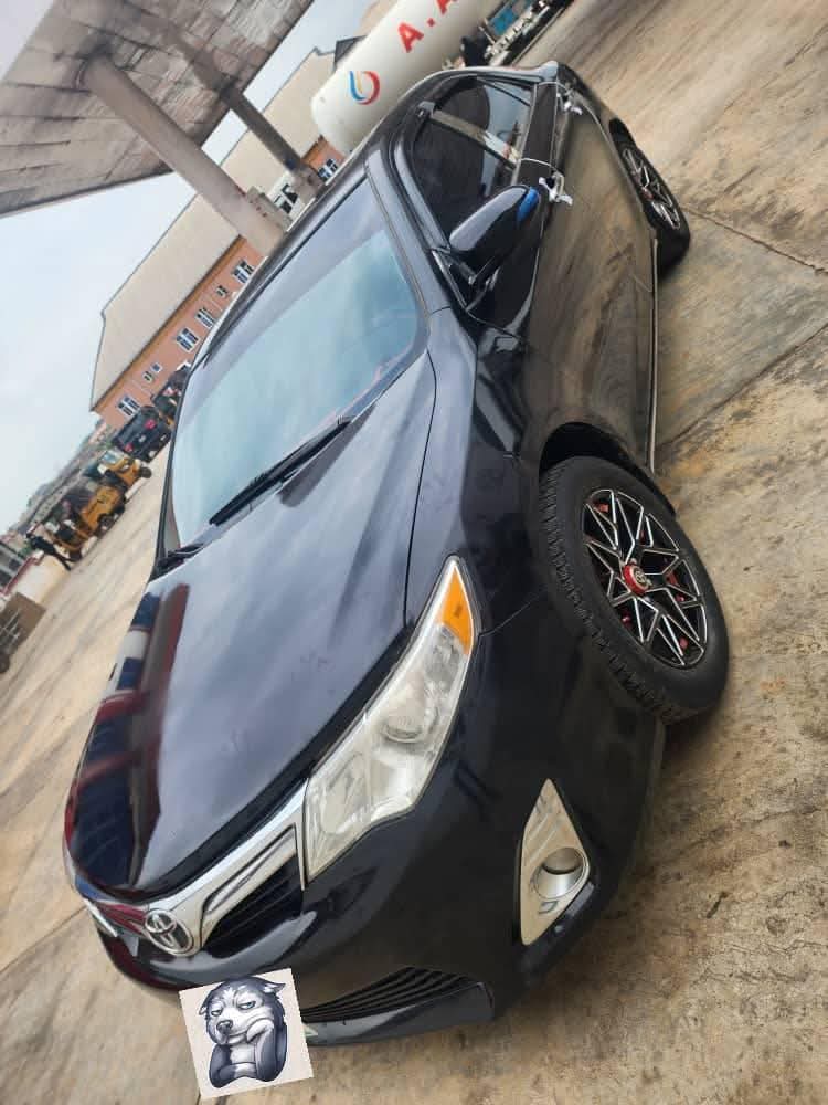 A picture of 2013 Toyota camry xle