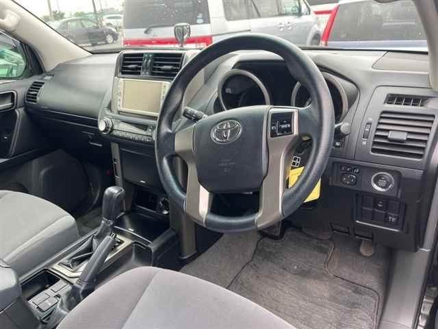 A picture of 2011 Toyota Land Cruiser Prado