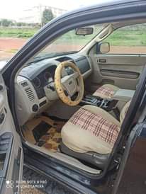 A picture of 2012 Distress FORD Escape