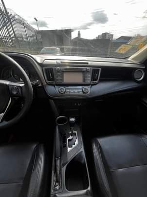 A picture of Toyota RAV4 2014