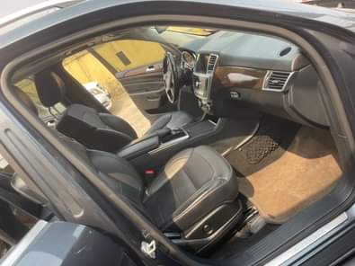 A picture of Benz ml 350 4matic 2014 model full option with navigation