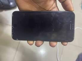 A picture of iPhone 7 plain storage 128Gb bettery health 100 bei 190k