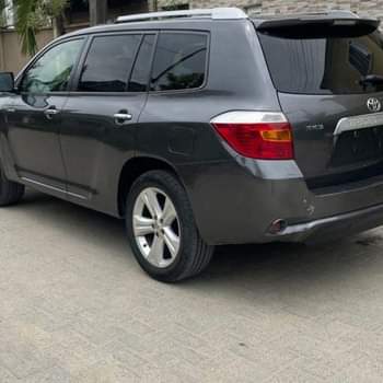 A picture of Toyota Highlander
