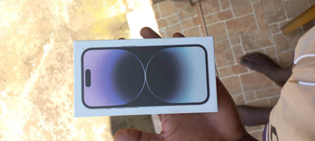 A picture of iPhone 14 Pro 256gb