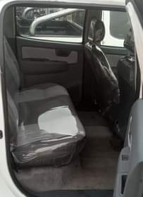 A picture of Petrol Hilux