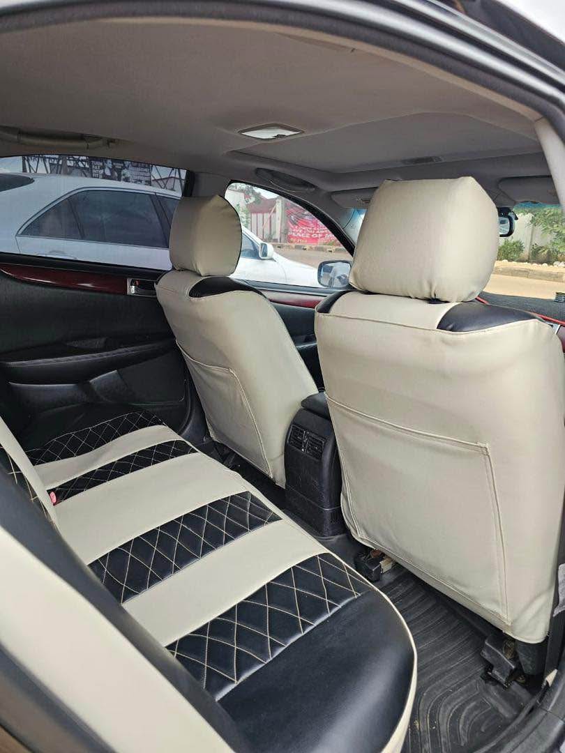 A picture of Lexus ES330