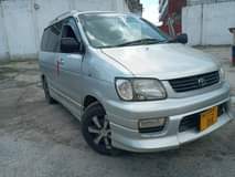 A picture of TOYOTA NOAH