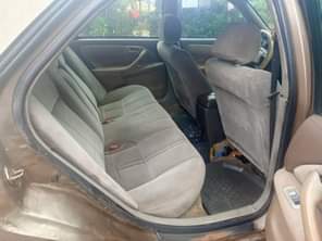 A picture of Dealer market don land oo Neatly used Toyota Camry 2001