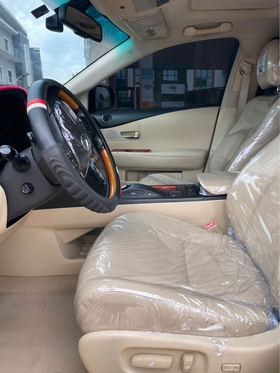 A picture of RX350 upgraded to 2015 18m