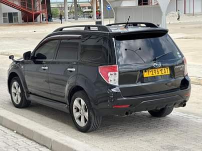 A picture of Car