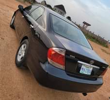 A picture of A toyota camry 2004