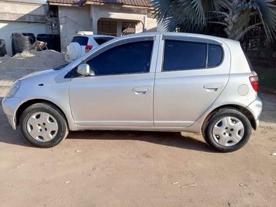 A picture of Make Toyota model vitz engine Cc 1290 Full Ac full