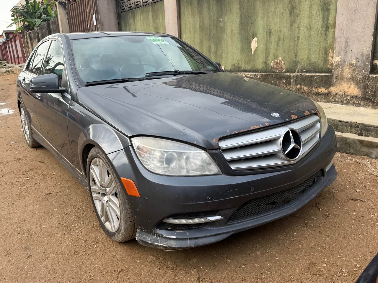 A picture of Benz c250 2011