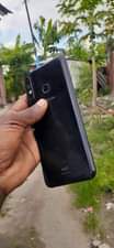 A picture of INFINIX HOT 8