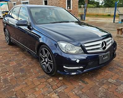 classifieds/cars mercedes