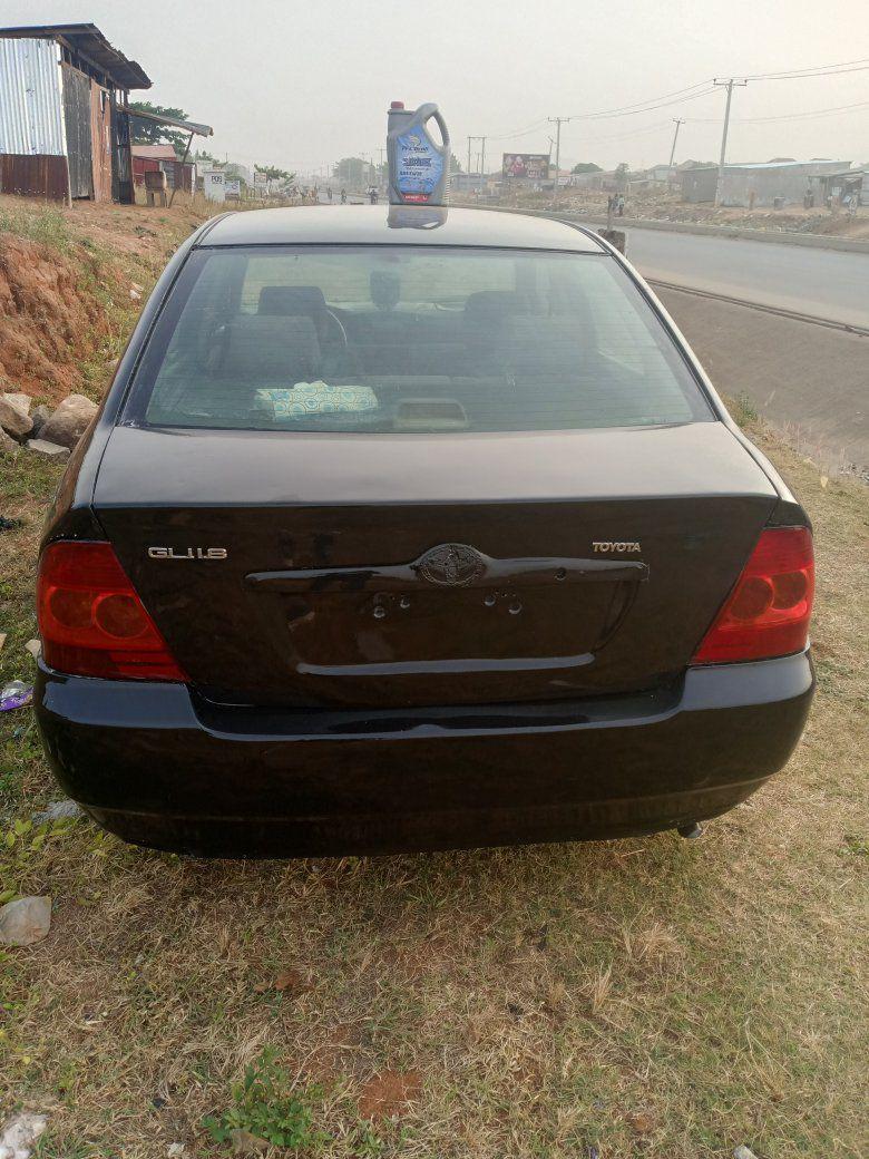 A picture of 2006 Toyota Corolla bank type