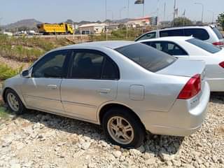 A picture of Honda Civic 2004 model