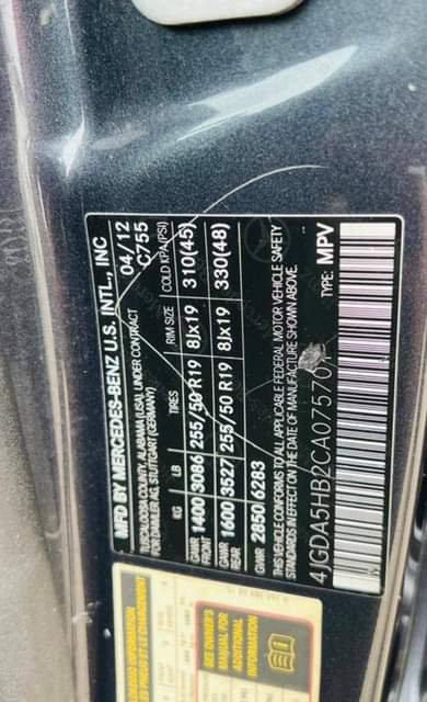 A picture of Very sharp 2012 ML350 Gray On Black Interior Total Accident