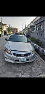 A picture of Honda accord 2012