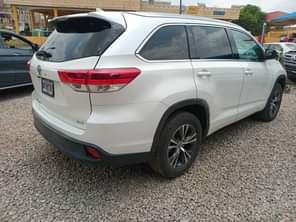 A picture of 2016 Toyota Highlander XLE foreign price 29 8m Location Abuja