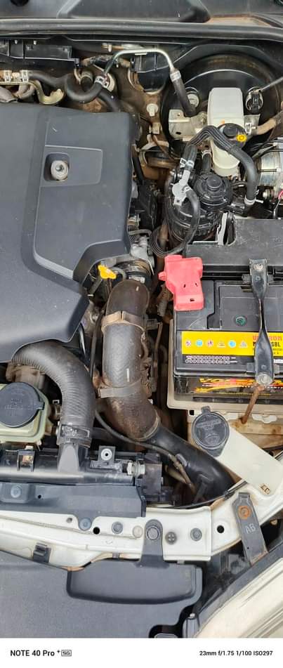 A picture of TOYOTA HILUX 2020