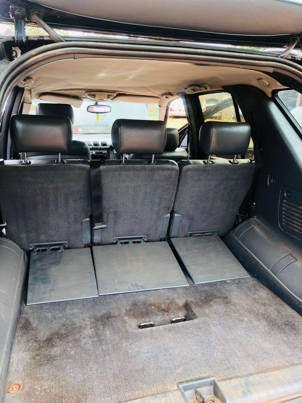A picture of ML 320 for sell buy and drive quick deal 8m