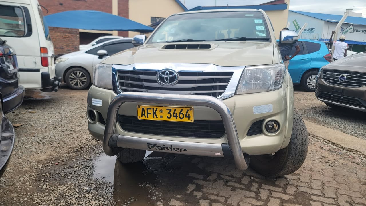 used toyota hilux