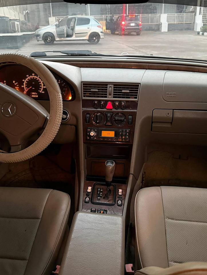 A picture of C230