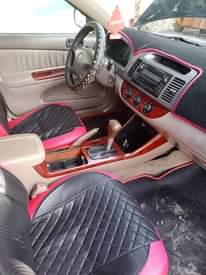 A picture of 2004 Toyota Camry