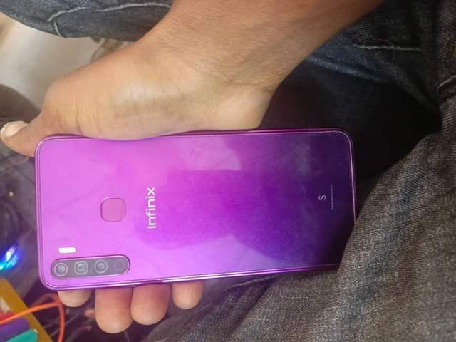 A picture of Infinix s5