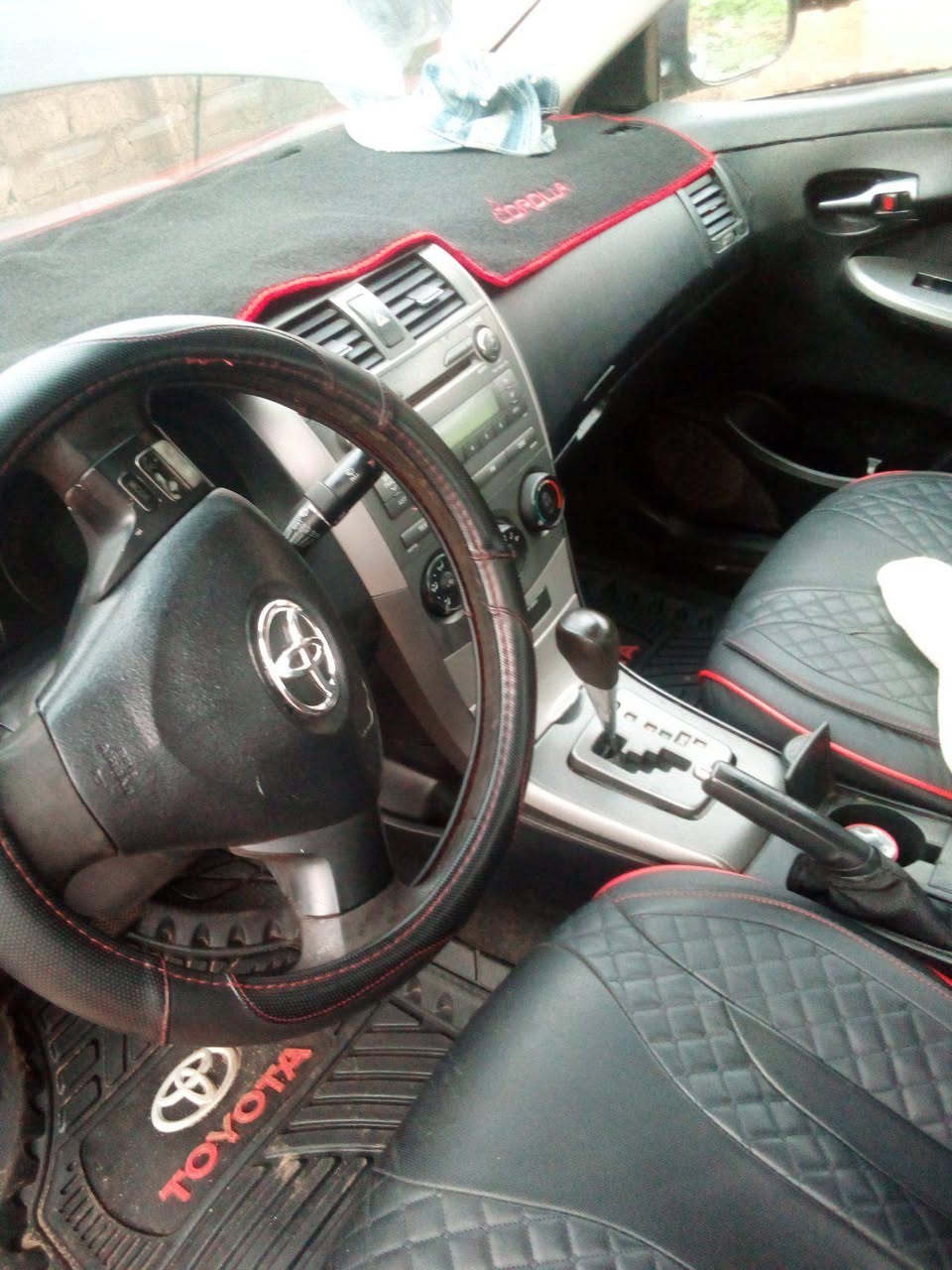 A picture of 2010 Toyota toyota corolla
