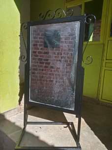 A picture of Dressing mirror