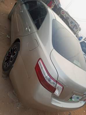 A picture of Tokumbo standard Toyota CAMRY Hybrid Full options with thumbstart reverse