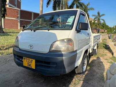 A picture of TOYOTA TOWN ACE FOR SALE