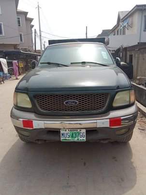 A picture of 2003 Ford F150